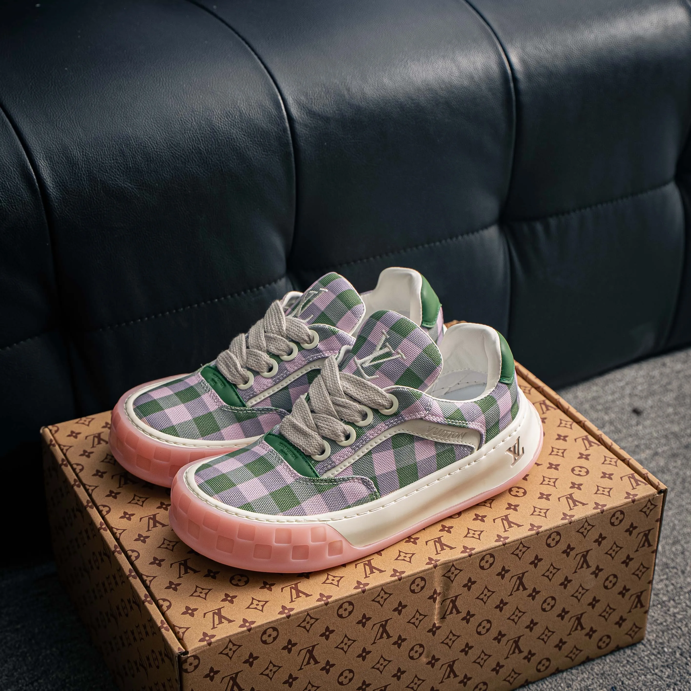 【YS 】 Premium -- LOUIS VUITTON Tilted Series｜2026 LV Tilted Low Sneakers Series Low-Top Retro
